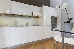 Appartement Santa Sofia - 3812 - Milan Hotel